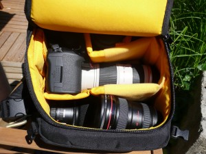 EOS 40D with attached 70-200mm 4.0 L lense